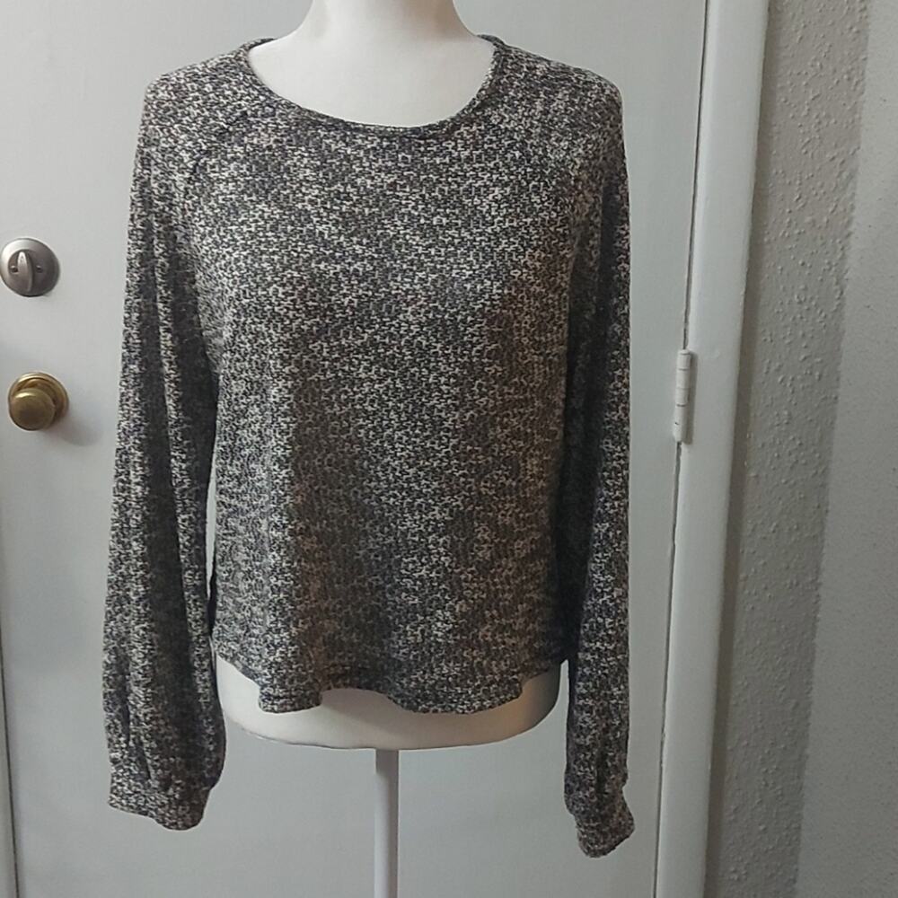SHEIN Black,/White Puff Sleeve Crew Neck Sweater M Cozy Comfy Minimalist Twee